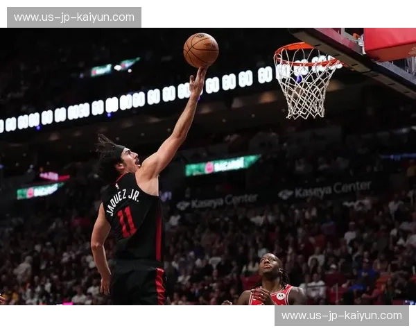 泡沫之巅的意志博弈:湖人vs热火G4,那一夜防守窒息了整座奥兰多 泡沫之巅的意志博弈:湖人vs热火G4,那一夜防守窒息了整座奥兰多